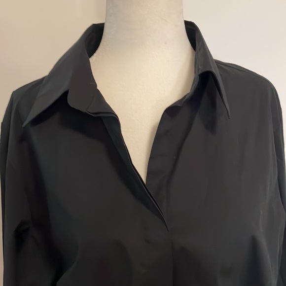 Coldwater Creek Black Tailored Shirt with Fabric wraps around front to tie SZE L - Picture 7 of 9